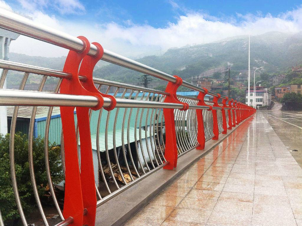 教您進行安裝不銹鋼復(fù)合管省錢的方法