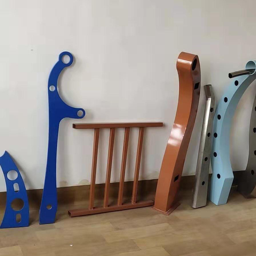 鋼板立柱