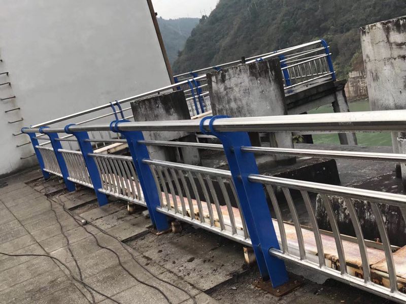 不銹鋼管護(hù)欄