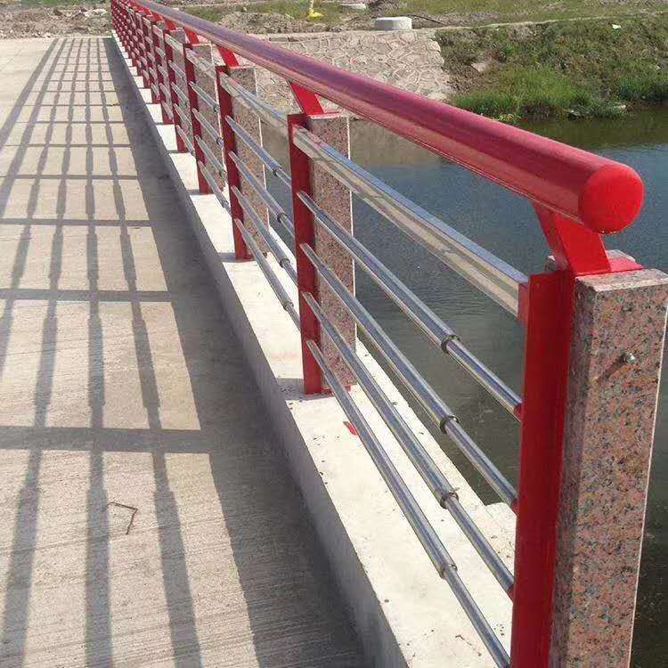 橋梁護欄